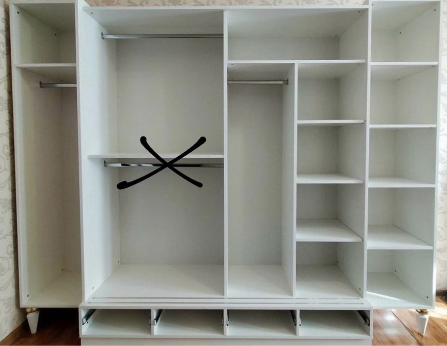 Спальный шкаф белый