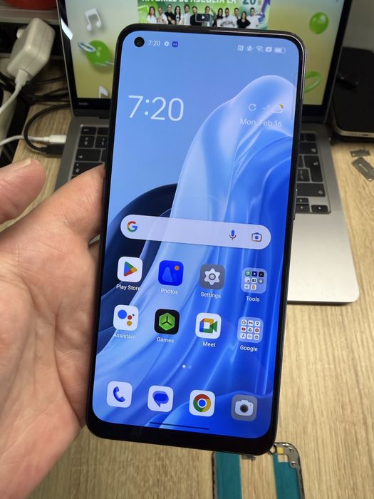 Oppo reno 7 5g 256gb cu 8 gb ram