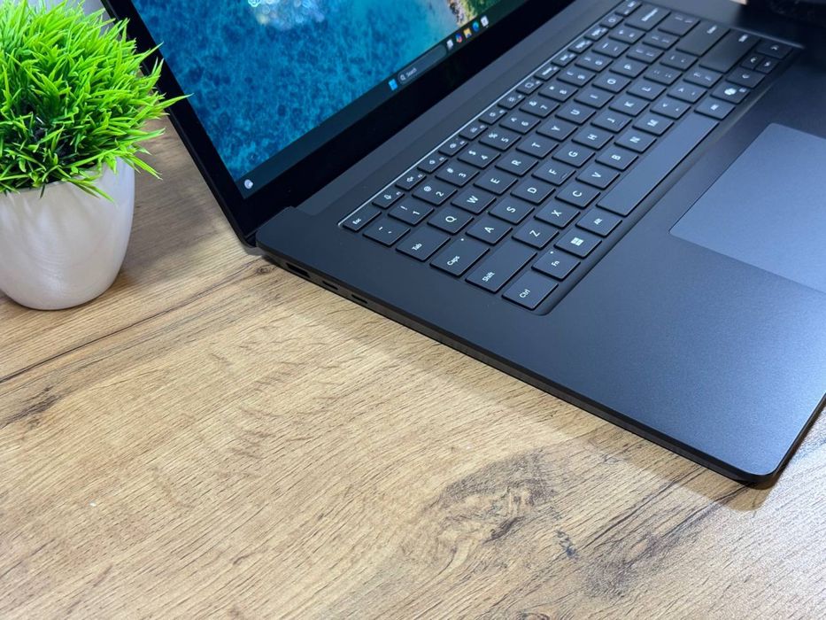 Срочно ! Microsoft surface laptop 7 ultra 7 15avlod RTX