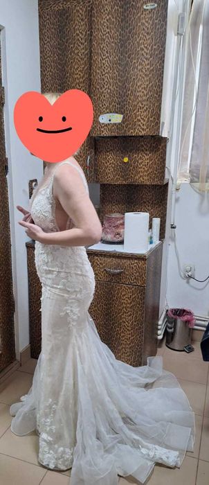 Rochie de mireasa superba