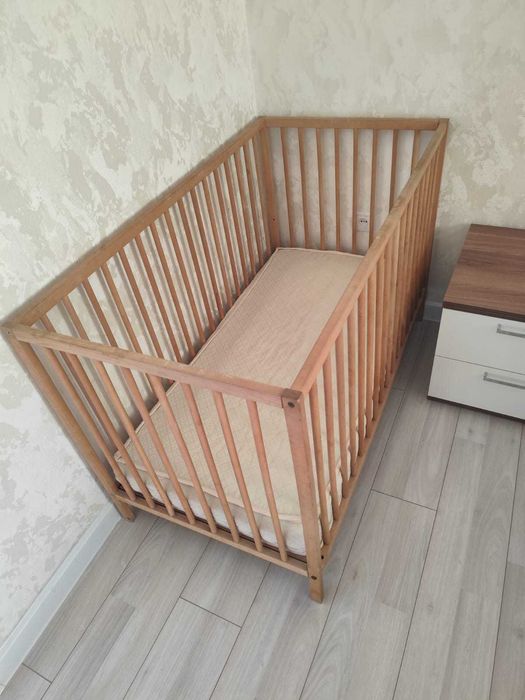 Кроватка детская