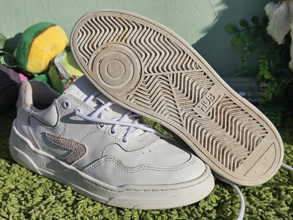 Hub Hook Court Z кецове N37