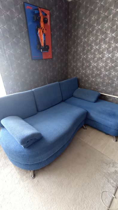 Продам диван угловой б/у