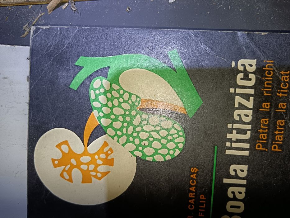 Diverse cărți în limba maghiara