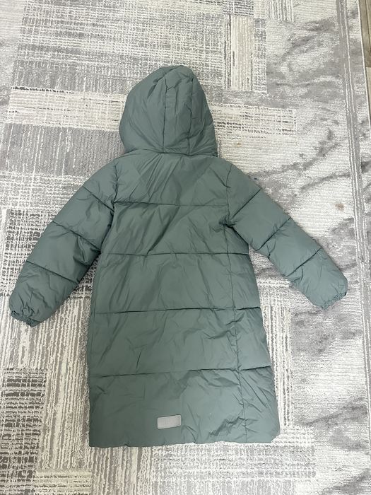 Продам куртку для девочки