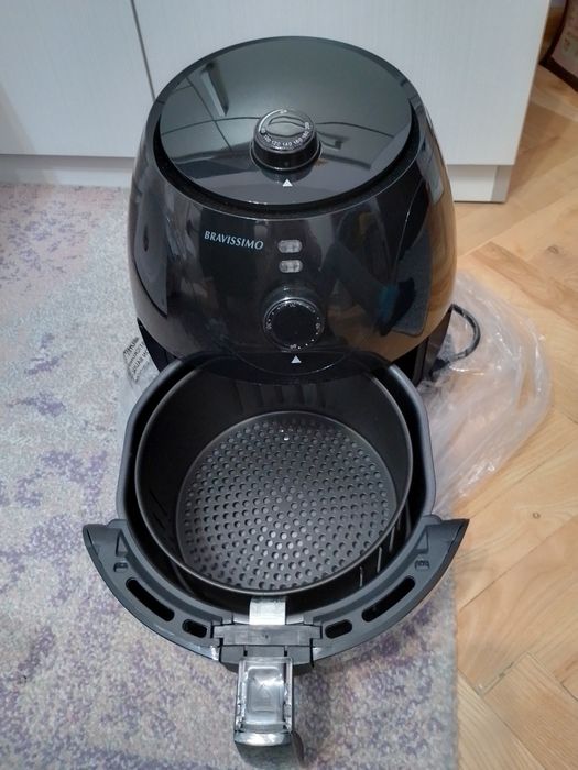 Фритюрник с горещ въздух