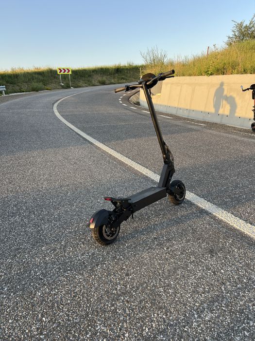 Kukirin G2 2025 55Km Autonomie, prinde 55 Km/h 800W, in stare buna