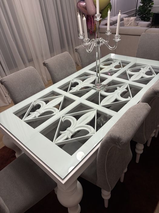 Стол обеденный со стульями