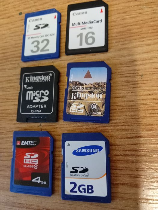 Card memorie 2  ...4 gb adaptor micro SD