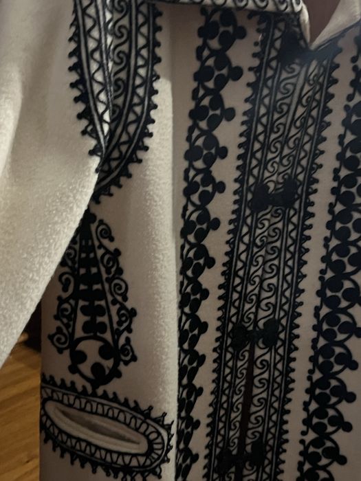 Vand suman Regina Maria autentic romanesc din stofa de lana si casmir