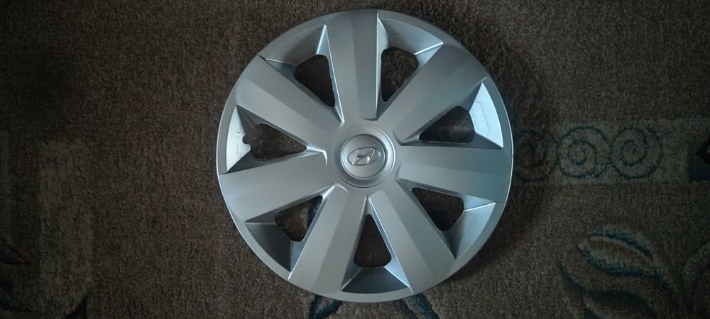 Продам колпак на Hyundai