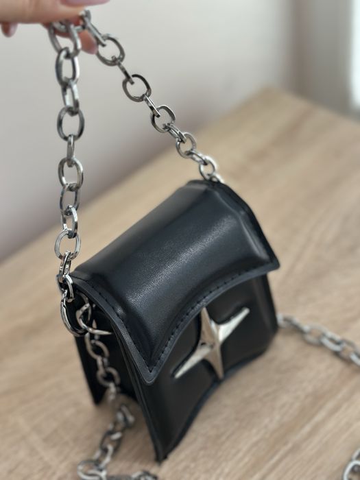 Мини чантичка - нова