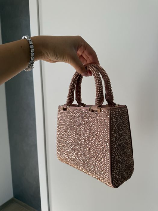 Чанта Zara с камъчета