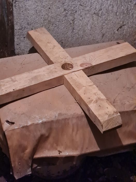 Подставка под ёлочку