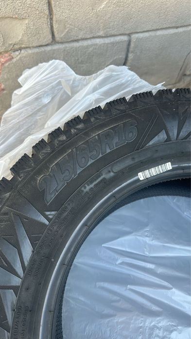 Зимние шины, новые, срочно продам
