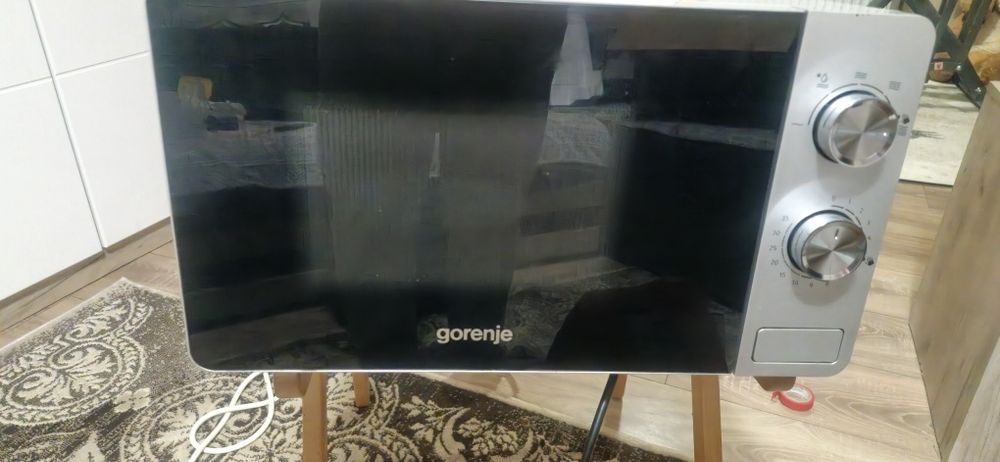 Cuptor cu microunde gorenje