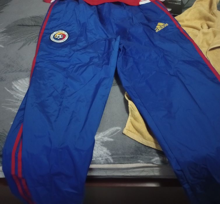 Pantaloni de fotbal albaștri mărimea XL