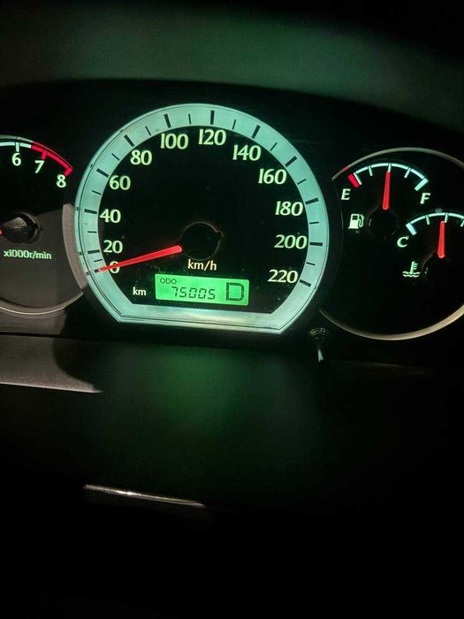 Срочно! Своя Gentra 2016, чистая, автомат, дельфин, 76100 км, ABS, люк