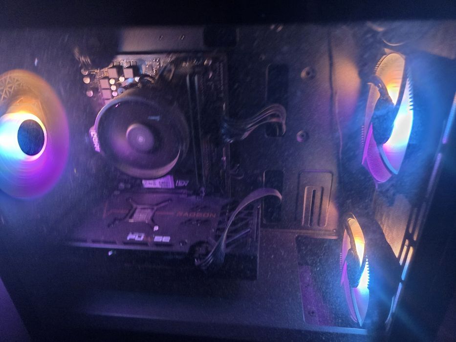 Calculator gaming ryzen 5 5500 rx 7600 16 ddr4 1 tb ssd
