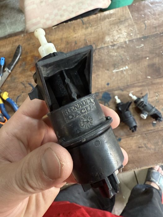 Коректор фар рено duster largus sandero logan