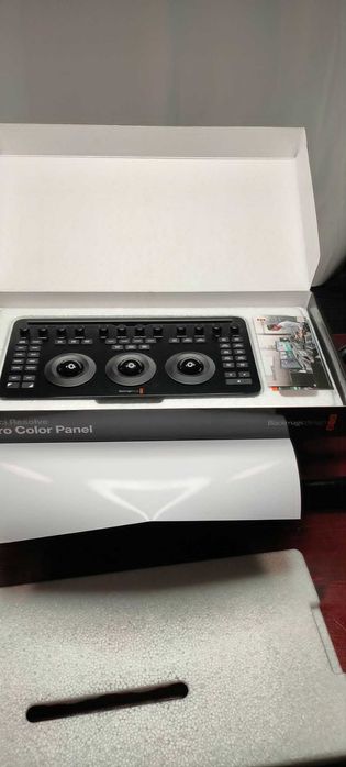 Blackmagic DaVinci Resolve Micro Color Panel (EN) Panou Control pt. Ipad sau PC - MAC