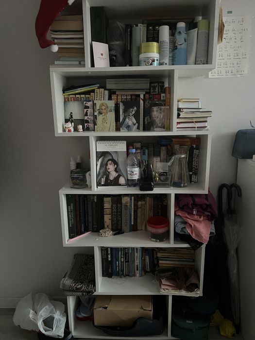 Продам стеллаж для книг