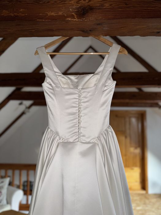 Rochie de mireasă custom-made A-line cu talie bască