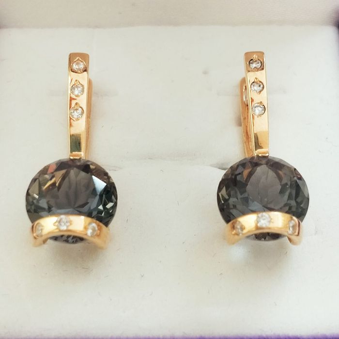 Продажа золотых изделий