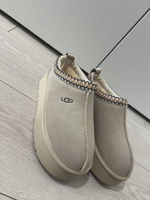 UGG Tazz