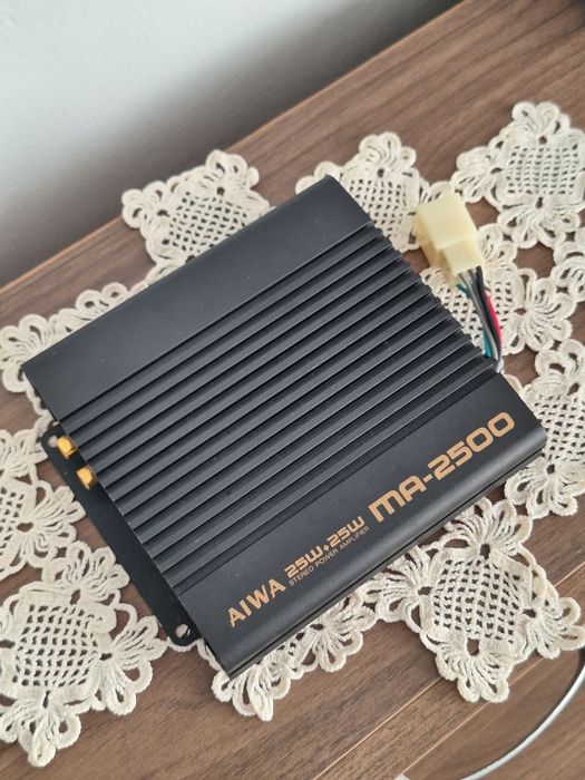 Усилвател Aiwa 2x25w