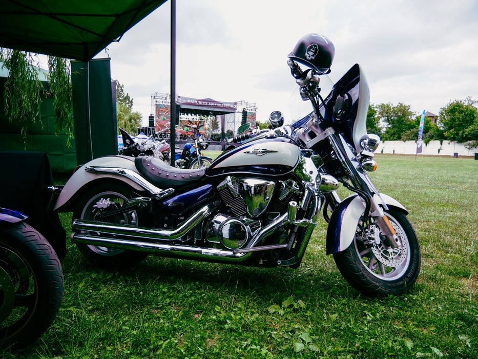 Suzuki Boulevard c109rt