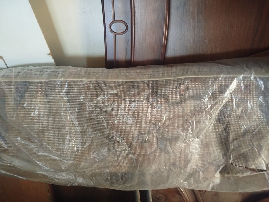 Продаю новый ковёр, ещё упакован.