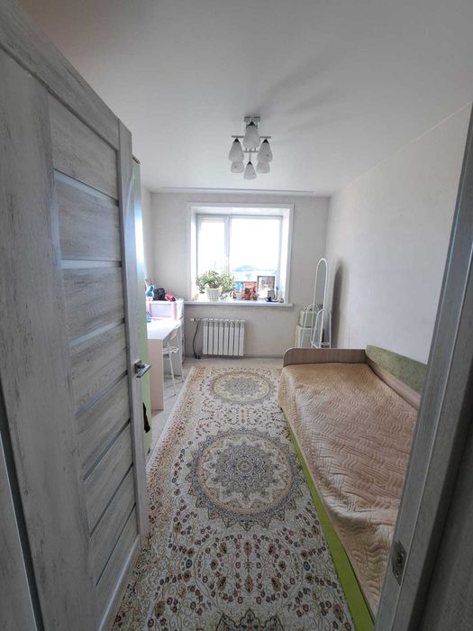 Продам 3-комн квартиру, мкр Береке