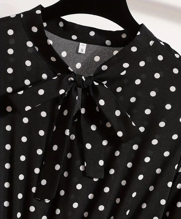 Платье в горошек