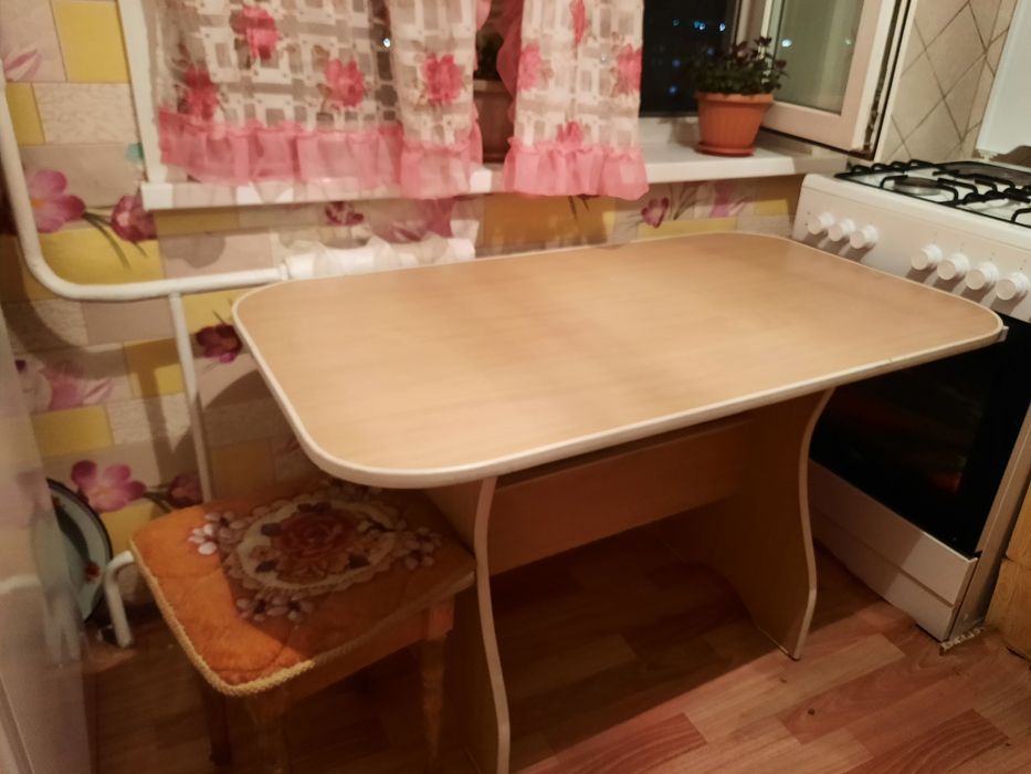 Продам 2 кресл по 1000