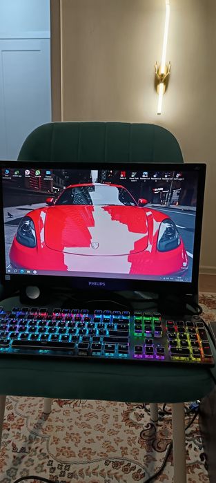 Core i7 gen 6 / RX 580 игравой