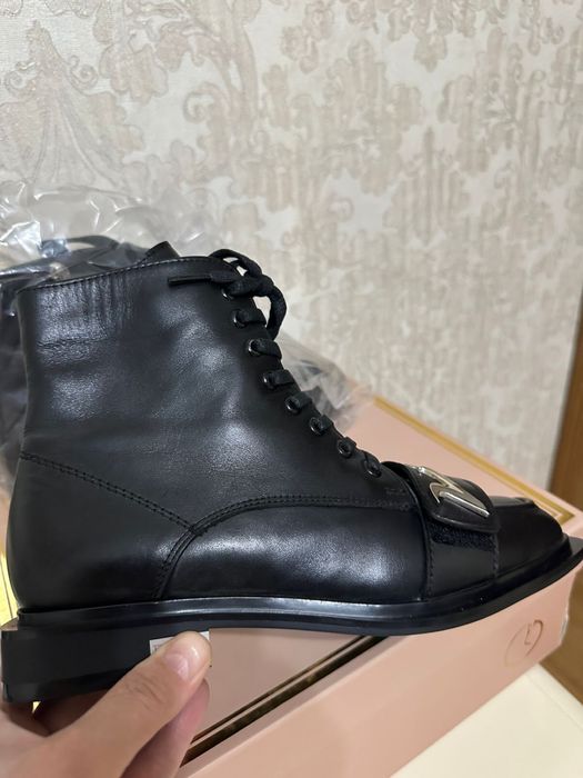 Ботинка Ильви новая