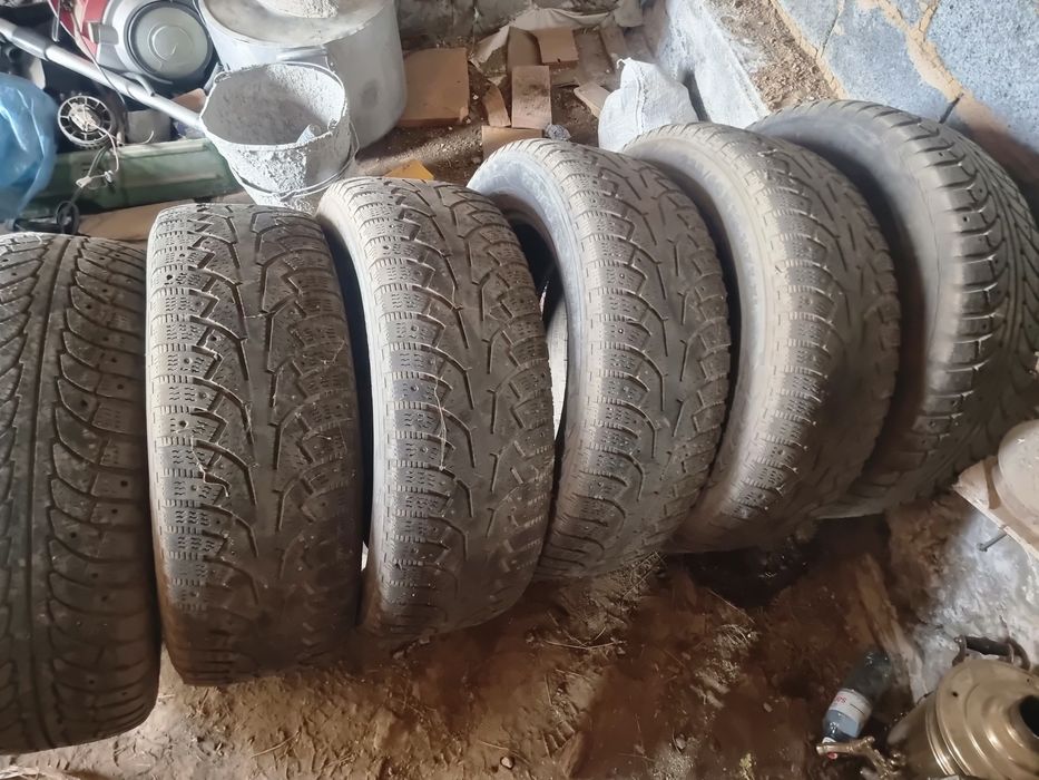 Шины 235/60/р18 6 шт