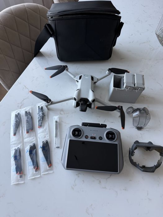 Dji mini 4 pro FLY MORE COMBO