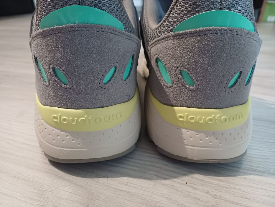 Маратонки  Adidas 46,5