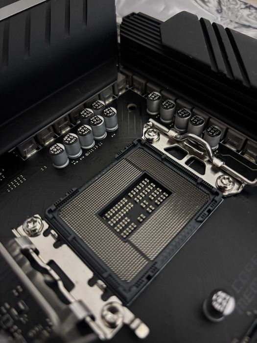 Дънна платка MSI PRO Z690-A WIFI DDR5 / LGA 1700