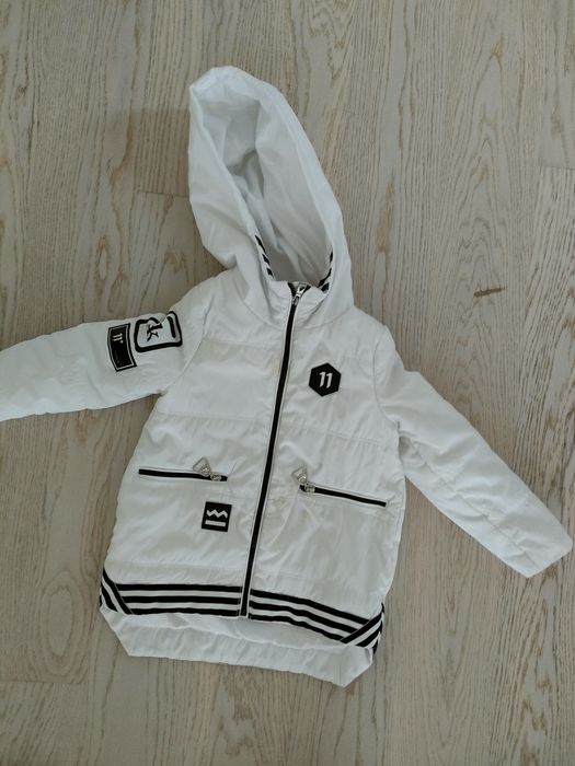 Осенняя куртка для девочек