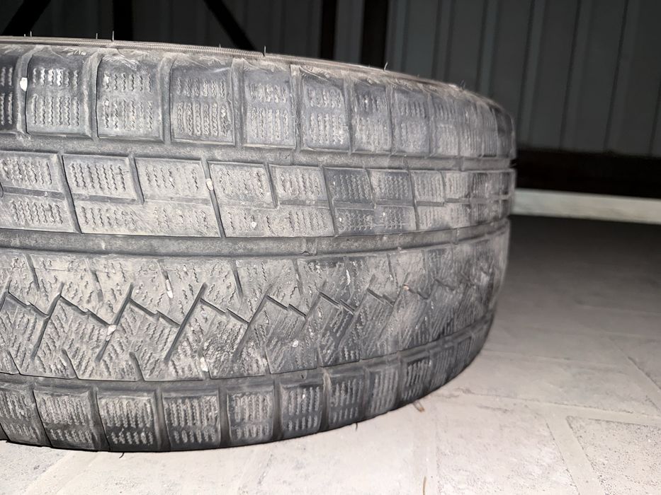 Продам комплект резины Triangle 245/45/18