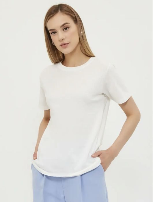 Женские базовые футболки бренда Tallas