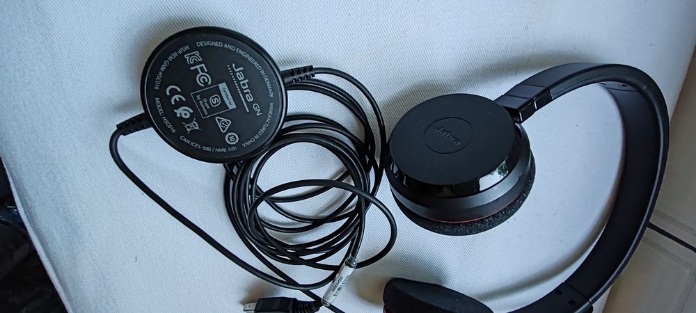 Vand Casti Wireless si cu fir
