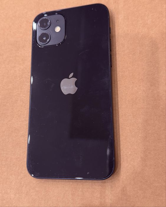 iPhone 12 / 128 GB / Negru / Neverlook