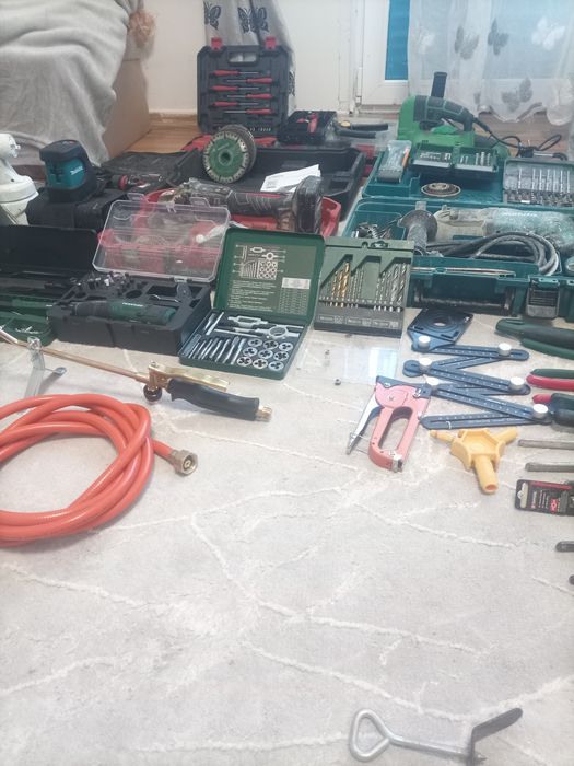 Scule diferite categorii in perfectă stare de funcționare