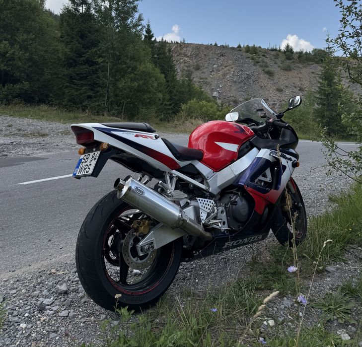 Honda CBR 929 RR- Pret fix pana in 20.04