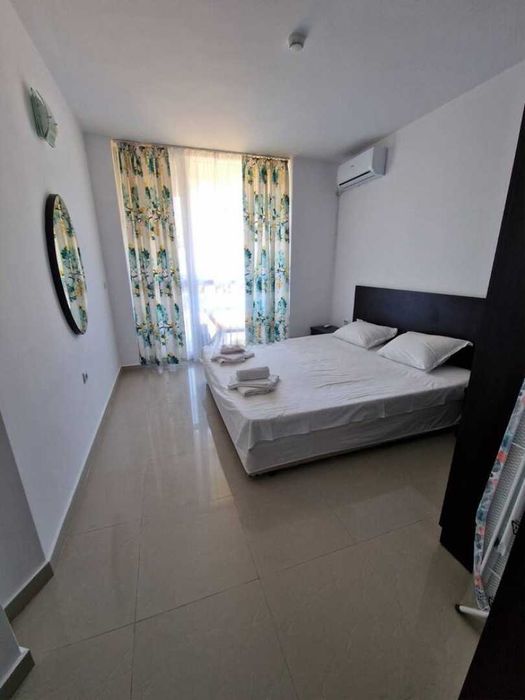 Дава се под наем Двустаен апартамент в Бургас, Сарафово - 65 кв.м за 382.5 € - Снимка #3