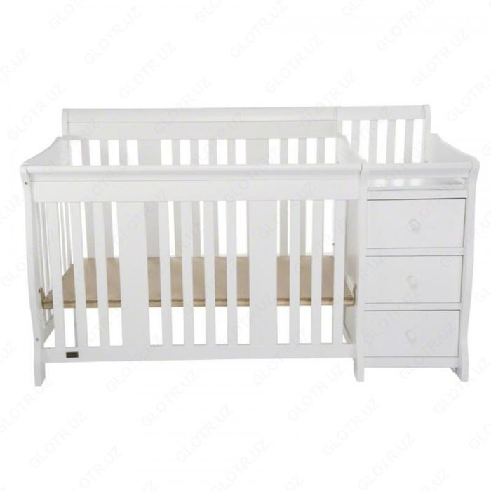 Детская кровать Giggles в хорошем состоянии